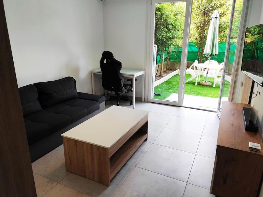 Menton, Appartement/jardin, Proche Et Centre Apartment *