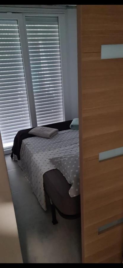 Apartment Menton, Appartement/jardin, Proche Et Centre